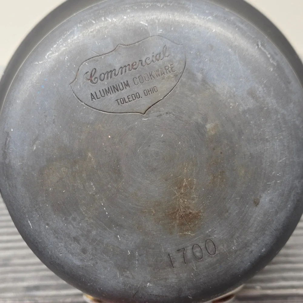 Vintage 1 Quart Commercial Aluminum Cookware Co. Dual Spout Saucepan 1700‎ USA